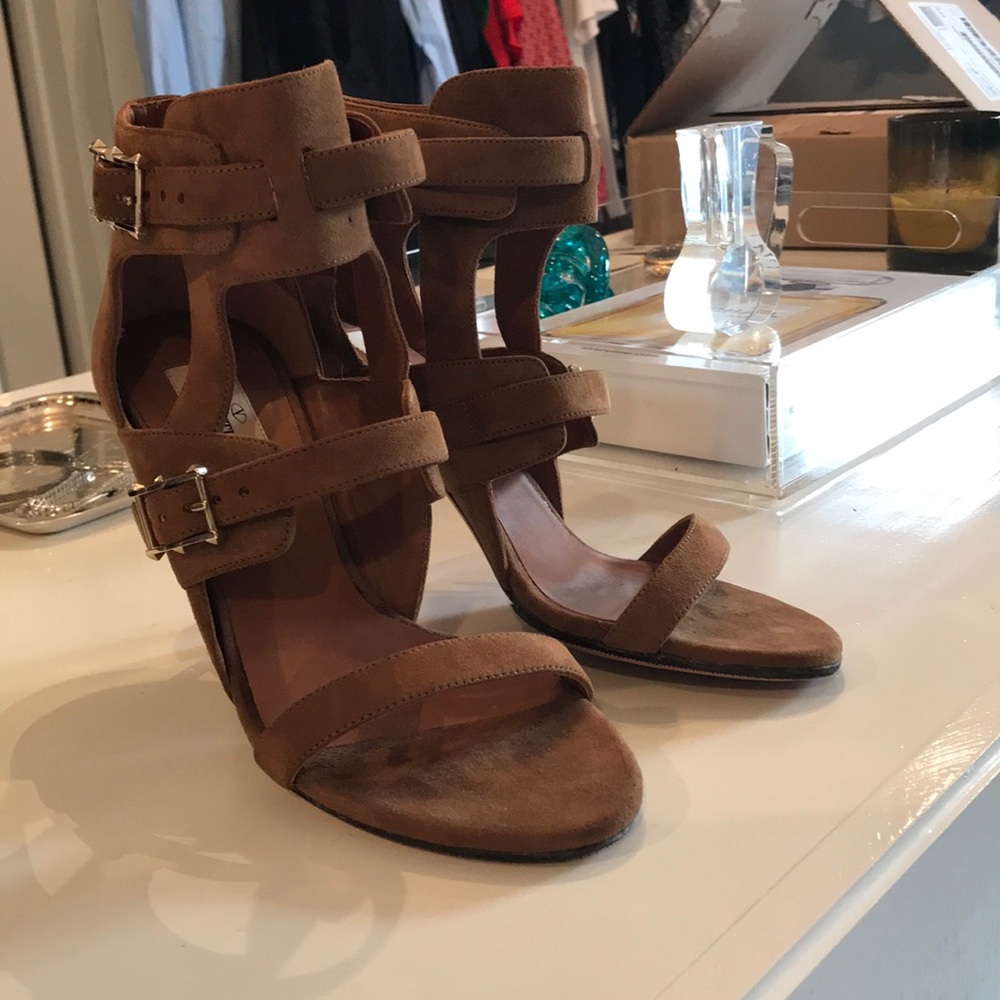 NEW Valentino size 37 (7) brown suede sandal.